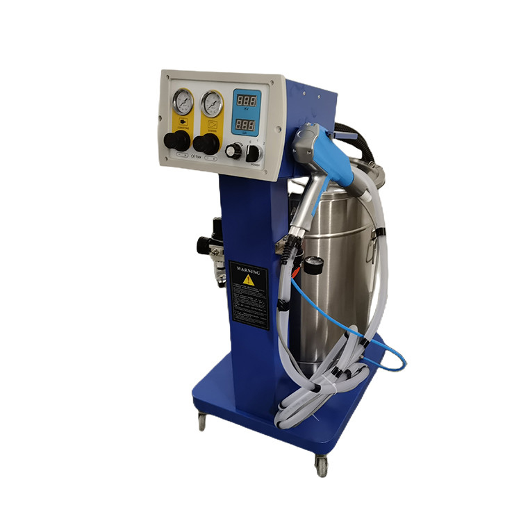 Opération manuelle de pulvérisation de la machine 50W de poudre à haute tension pour la surface de substrat